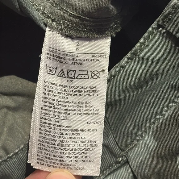 Gap Girlfriend Chino - Picture 3 of 6